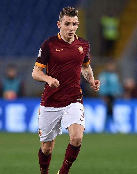 Barcelona, Digne interesa al Olympique de Lyon