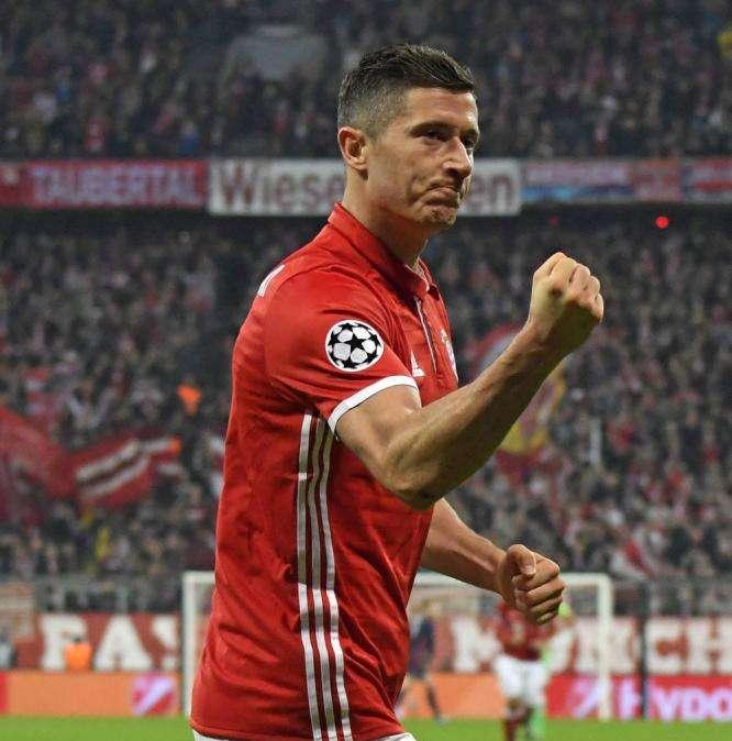 Kovac descarta una salida de Lewandowski: "No abandonará el club"