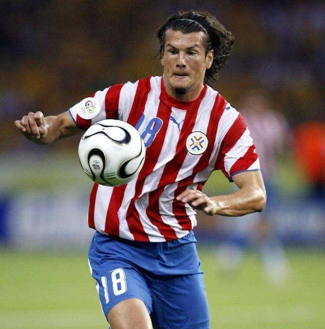¿LOS CONOCES? 10 futbolistas que pasaron por España y que jugaron en el Dortmund