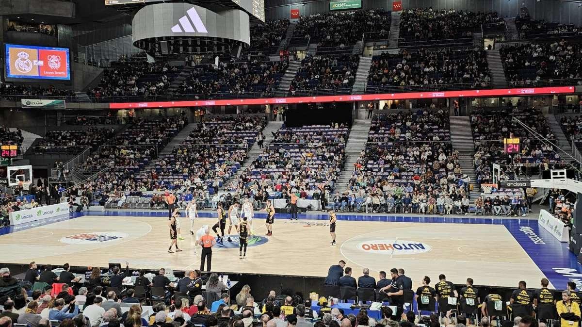 Real Madrid 80-78 Lenovo Tenerife: victoria complicada frente a un arbitraje demencial