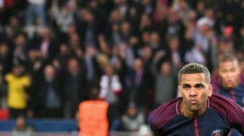 Saltan las alarmas en la selección brasileña: el Mundial peligra para Dani Alves