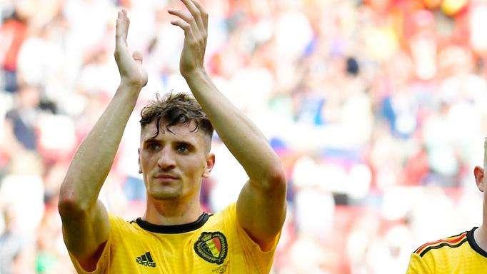 Meunier, sobre las lesiones de Hazard: "Fui a entrenar con el Madrid y le volví a hacer una fuerte entrada"