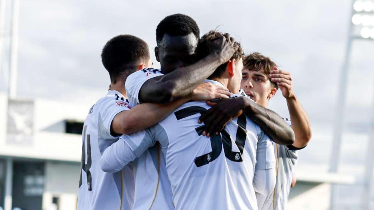 Giro de 180º grados con este jugador del Real Madrid Castilla