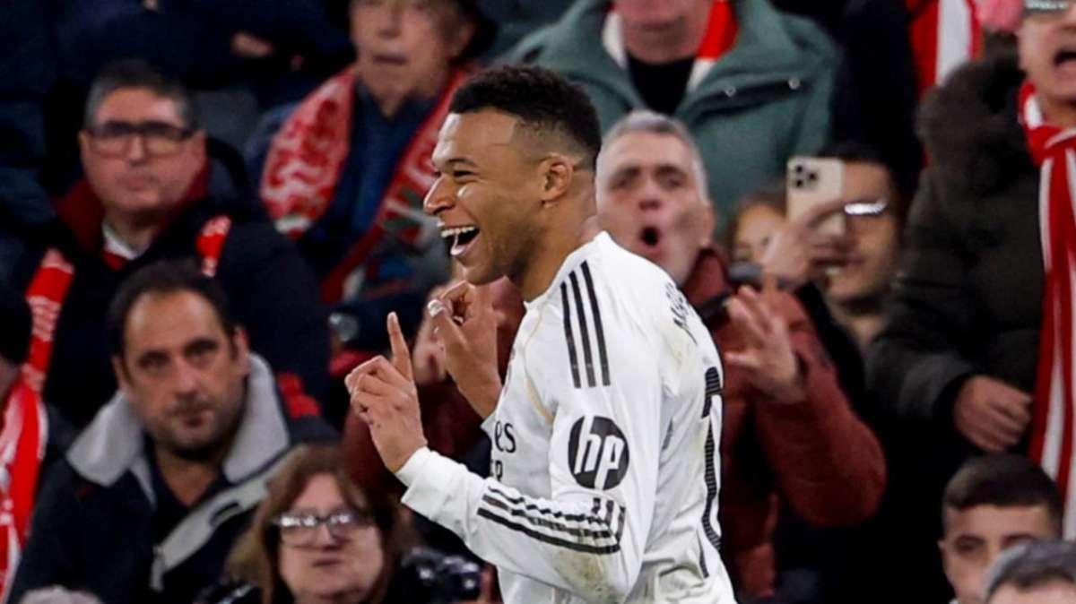 Alarma encendida con Mbappé: su rodilla puede dar problemas