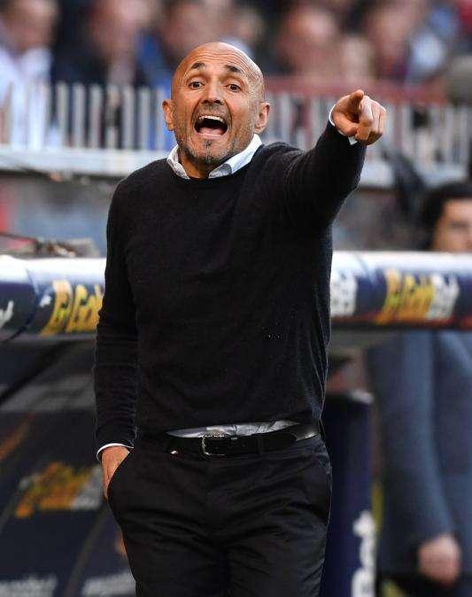 Spalletti: "Sabatini está negociando por Vermaelen, no se puede decir que esté hecho"