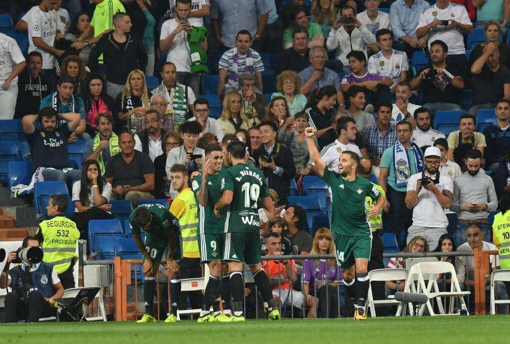El Betis protege una de sus perlas ante el interés de Barça y Madrid