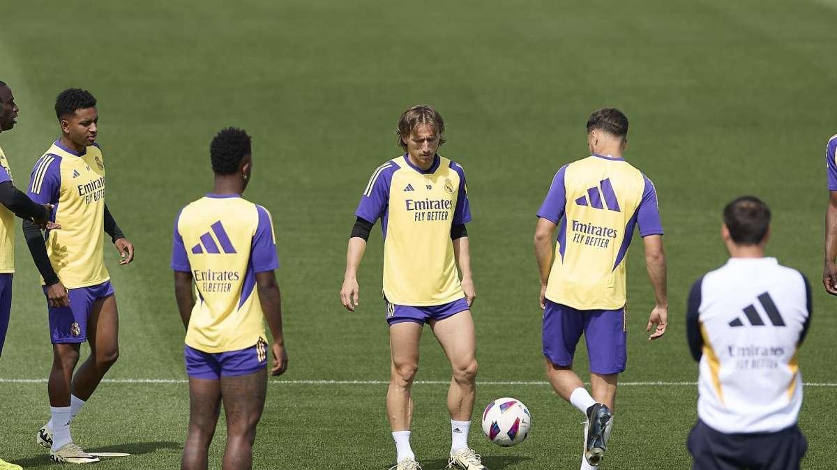 Día de entrenamiento en el Real Madrid con la mente puesta en el Betis
