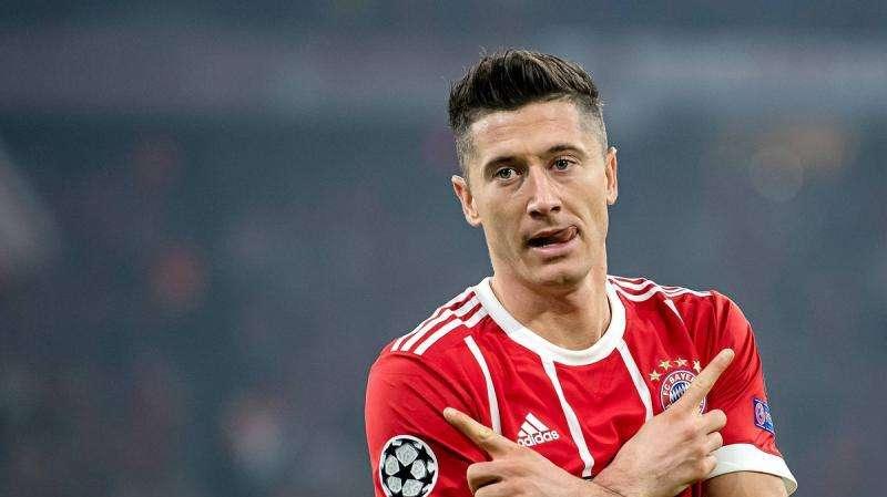 Descartan a Lewandowski y señalan los dos objetivos para la delantera del Madrid