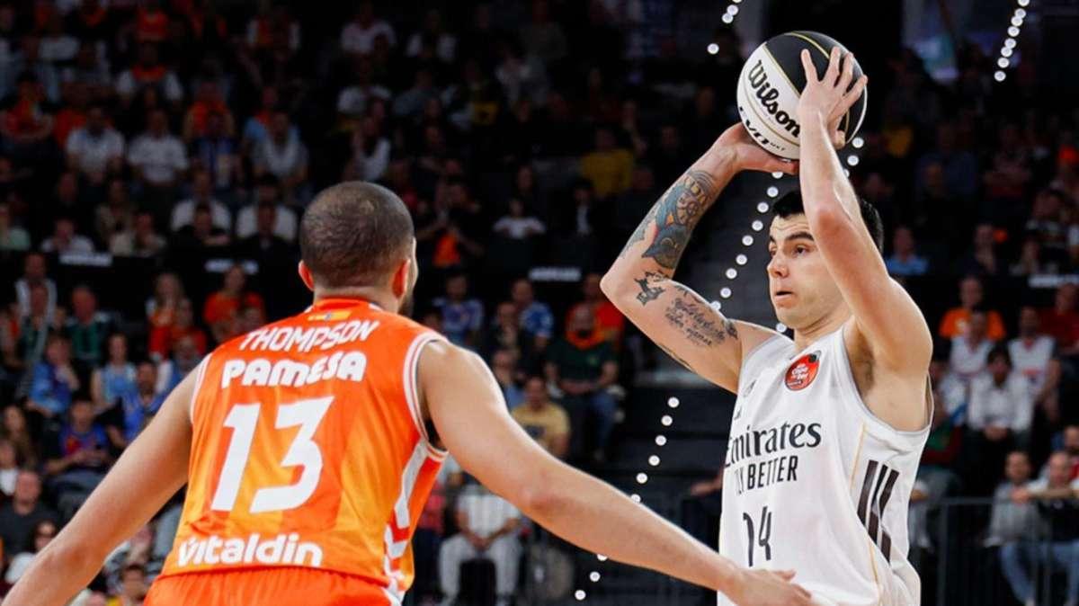 Valencia Basket 106 - 108 Real Madrid: 'Super' Mario Hezonja al rescate