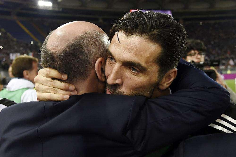 Buffon desvela pistas sobre su futuro: "¿Parma o Genoa? No voy a jugar en Italia"