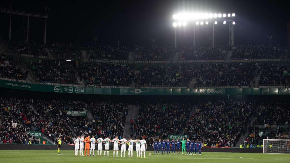 La afición del Elche explota contra la medida tomada para recibir al Real Madrid