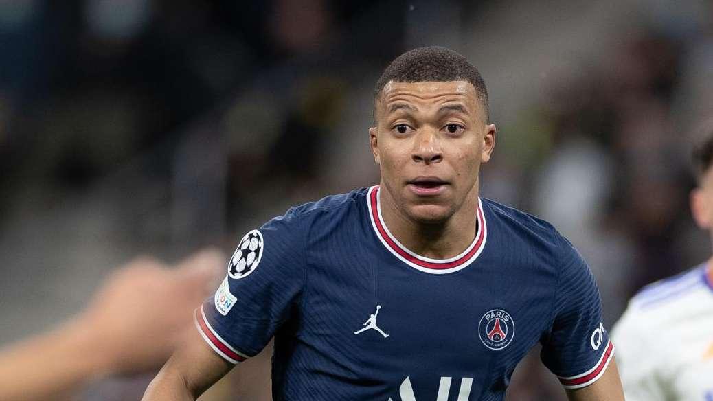 El consejo de un mítico exfutbolista a Mbappé: “Puede ganar la Champions con el PSG”