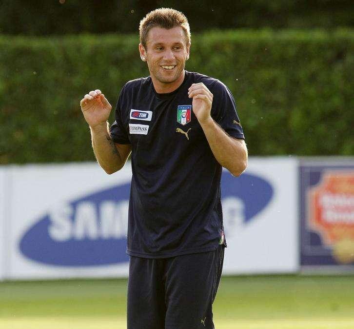 Cassano: "En el Madrid tenía una vida de m... Comía como un perro y no dormía"