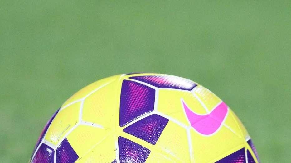 Bony: "Tengo dos años de contrato, estoy feliz en el Swansea"