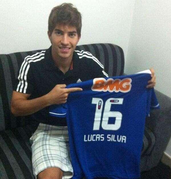 Mirror: Tira y afloja entre Madrid y Arsenal por Lucas Silva