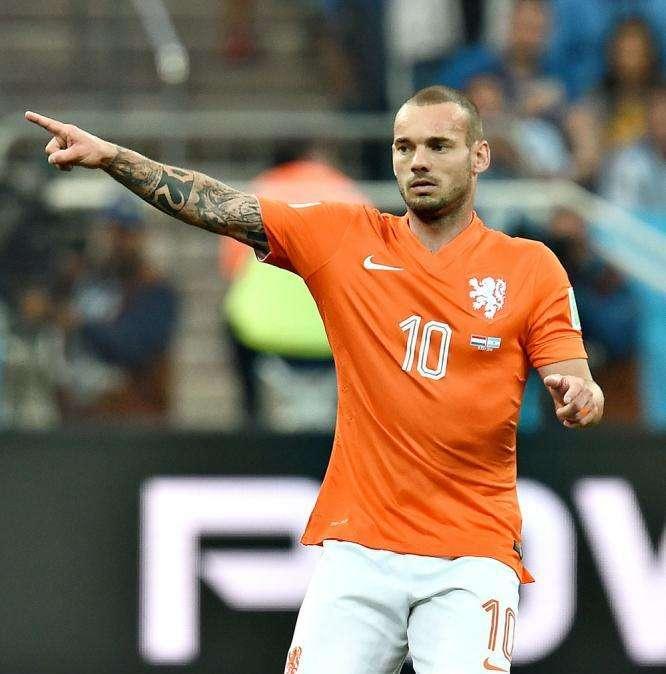 Sneijder: "Podría haber estado al nivel de Messi y Cristiano pero no tenía ganas"