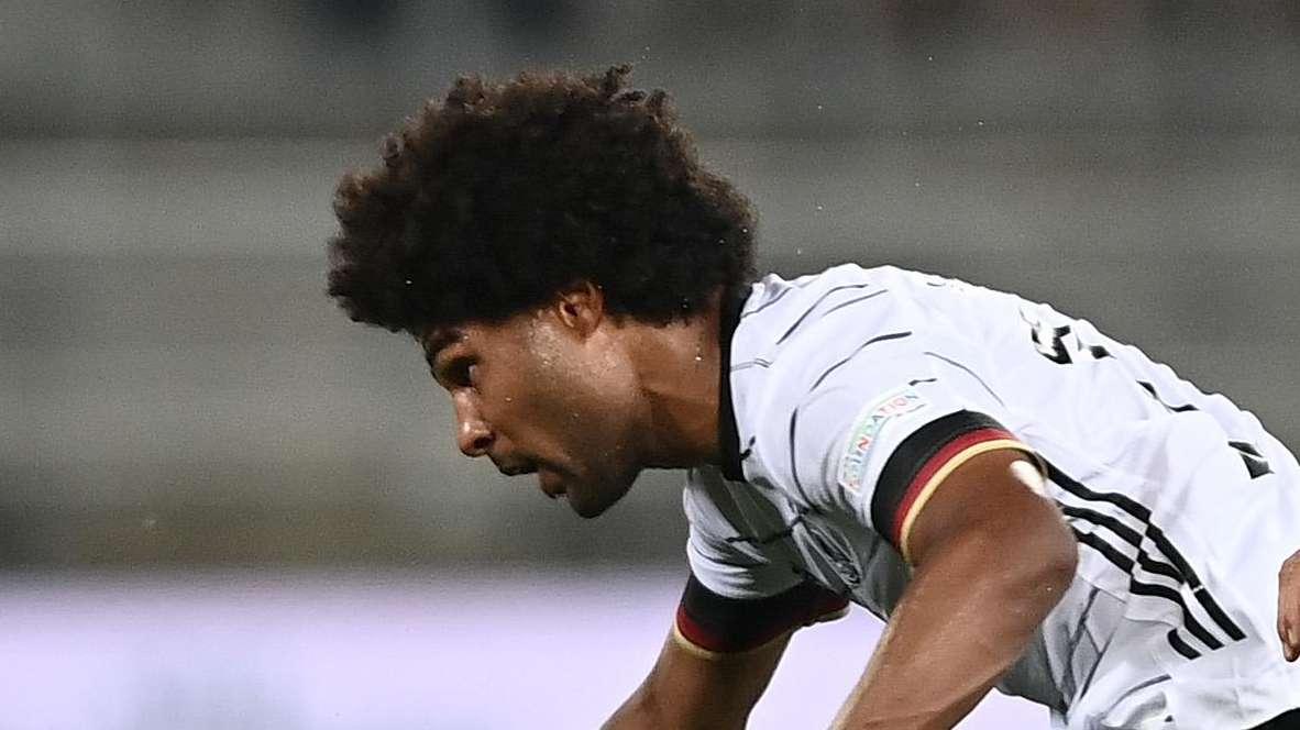 Fabrizio Romano descarta a un club en la carrera por el fichaje de Gnabry