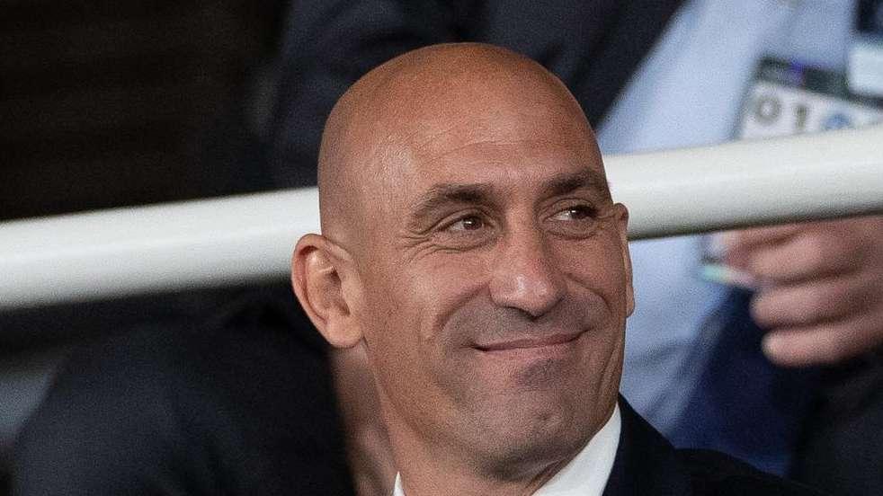 El último escándalo de Rubiales, Piqué... ¡y Messi!