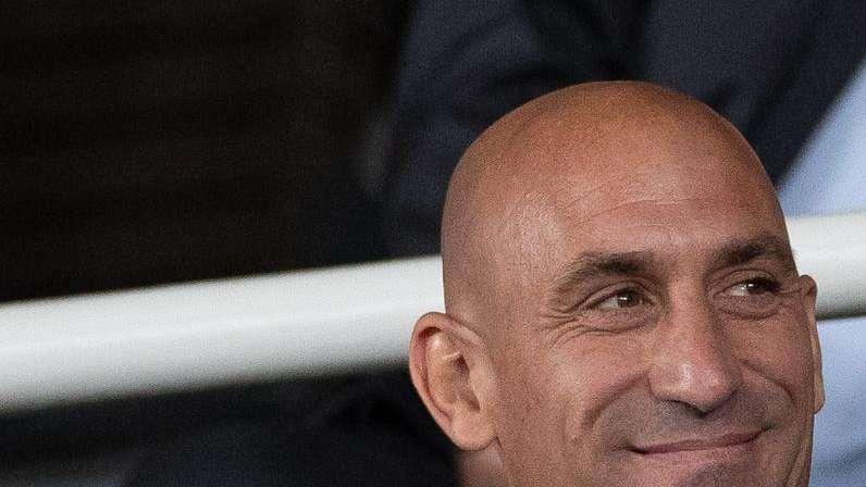 Luis Rubiales dimite como presidente de la RFEF 