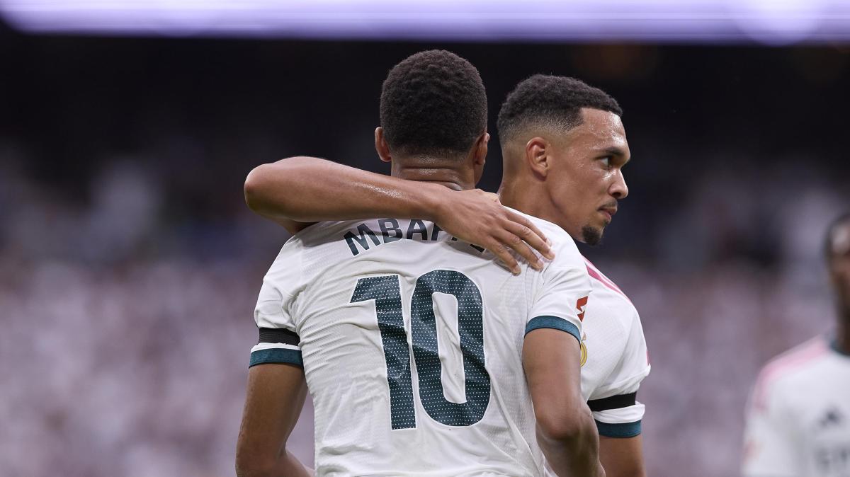 El Real Madrid aprieta al Villarreal, pero le falta el último golpe