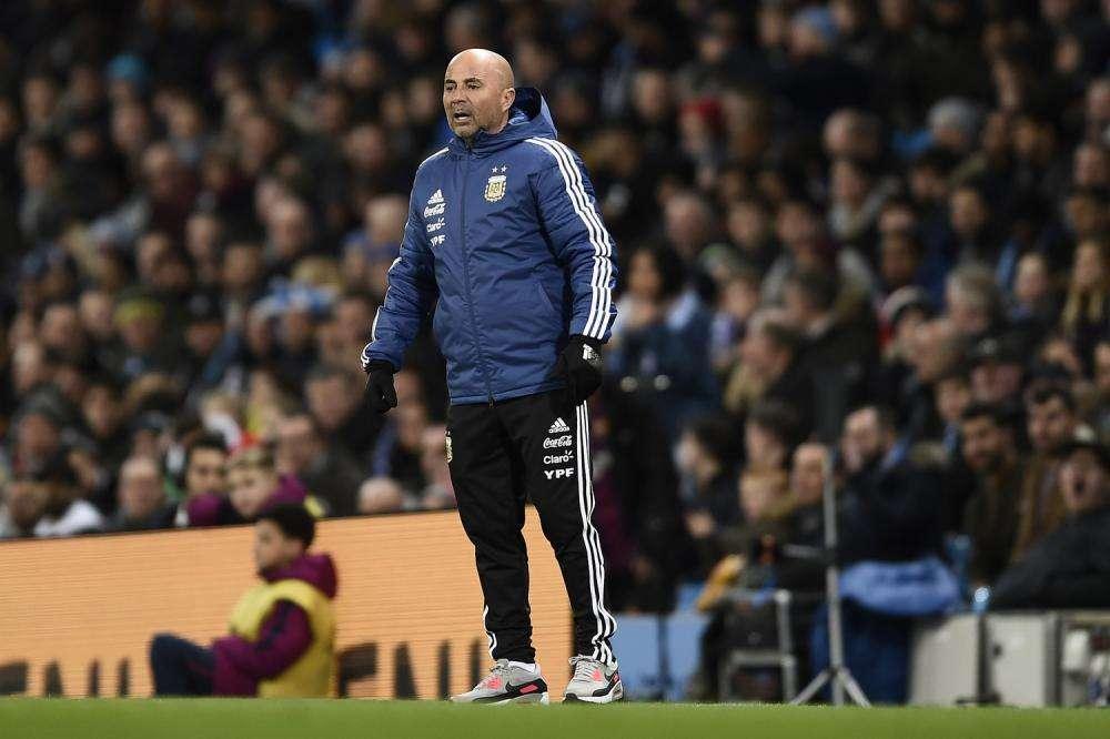 Siguen las duras críticas a Sampaoli tras su fracaso con la Selección: "Los hombres de verdad cumplen su palabra"