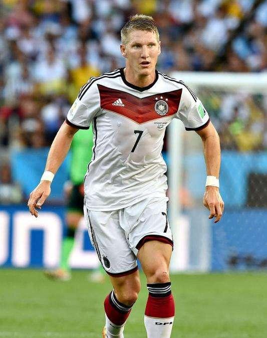 OFICIAL: Schweinsteiger, nuevo jugador del United