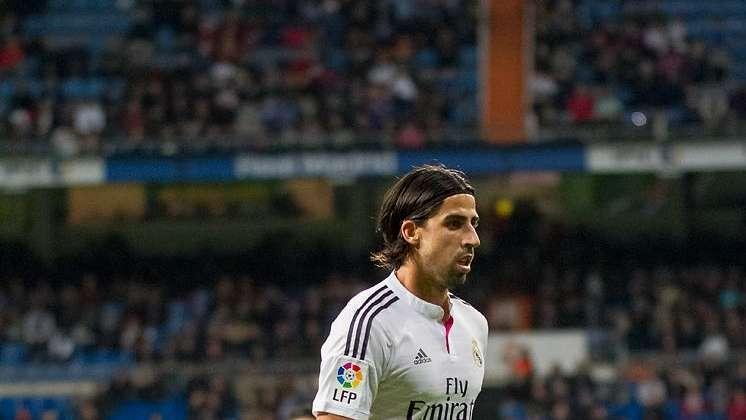 Daily Star: Jarro de agua fría de Khedira a la Premier