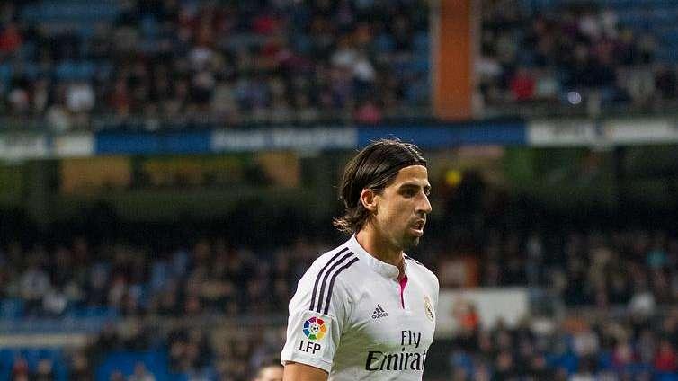 Khedira, libre para decidir su futuro