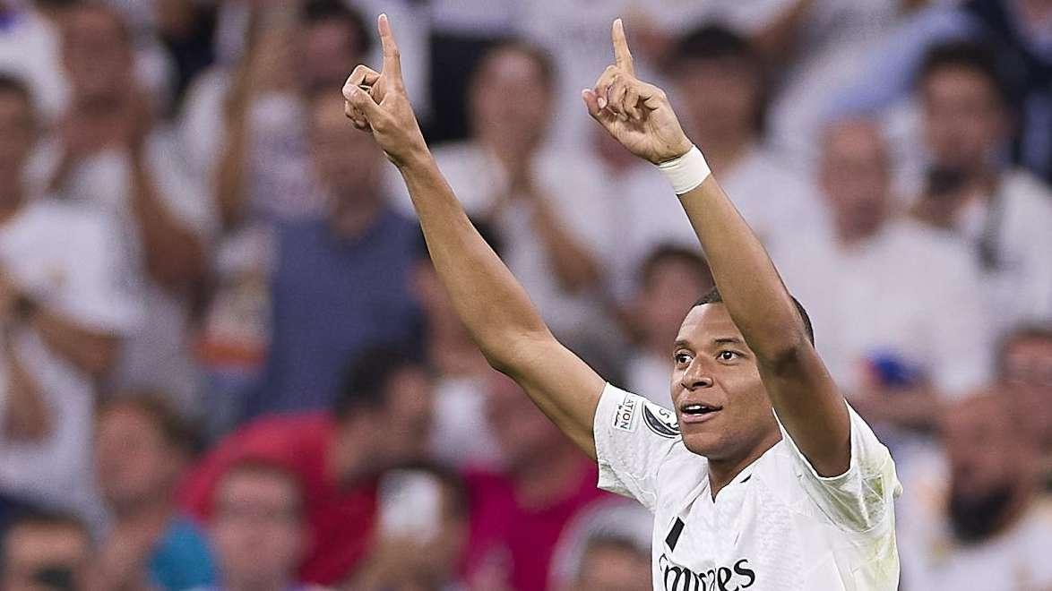 Un crack de LaLiga se rinde a Mbappé: "Intento copiar sus jugadas"
