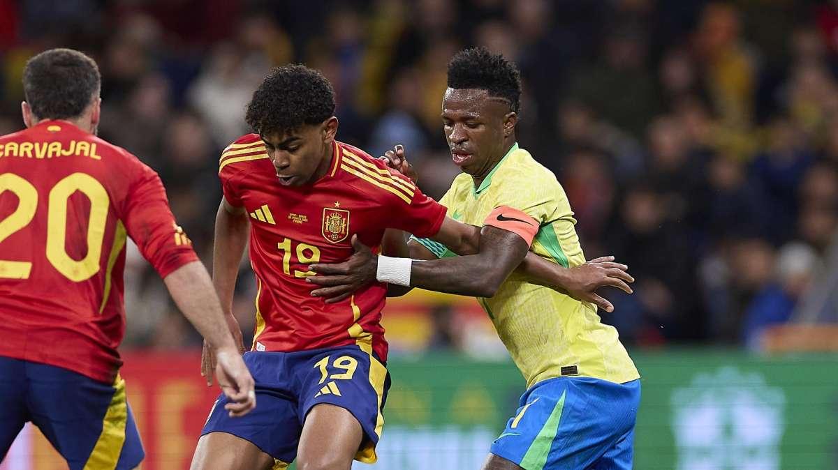La última reflexión de Maldini: "Si pudiera nacionalizar a Vinicius..."