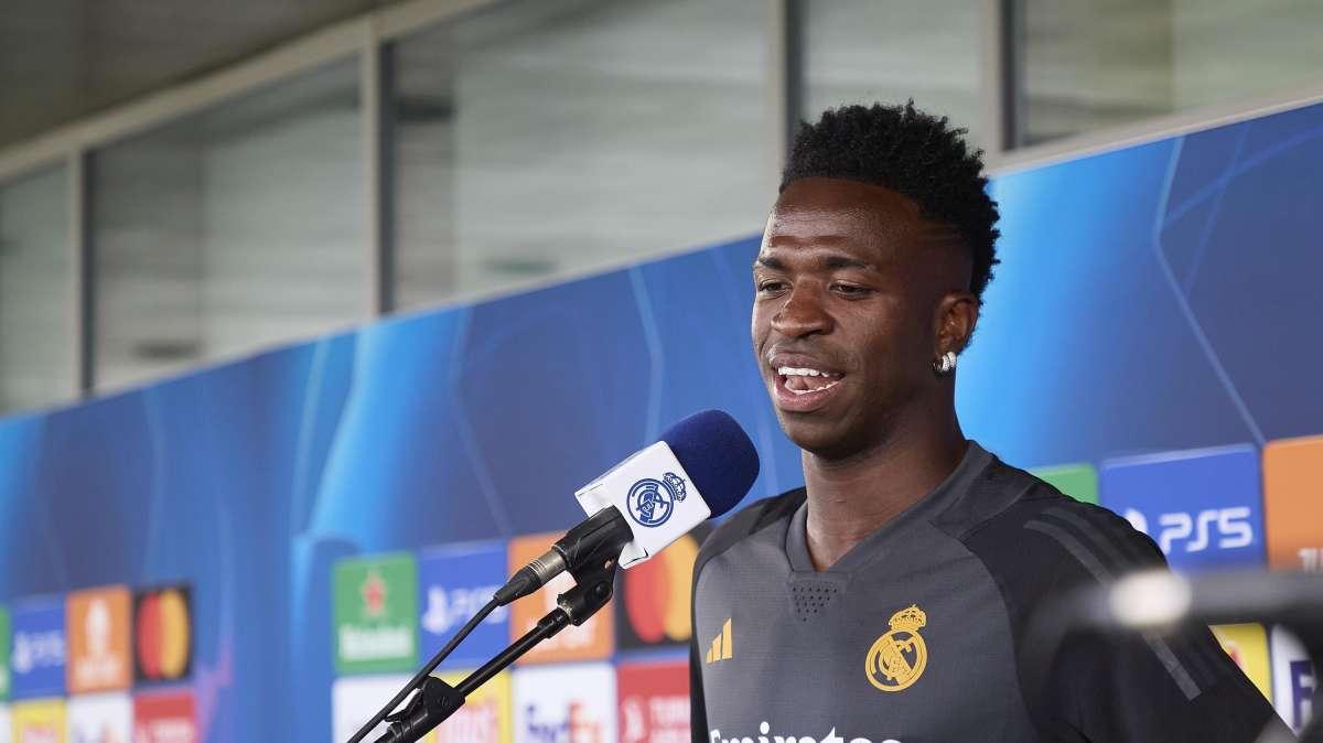  Vinicius se moja con el fichaje de Mbappé: "Quiero jugar con los mejores"
