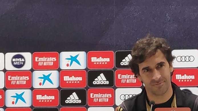 Hugo Sánchez: "El Real Madrid debería ir a por Raúl si sale Zidane"