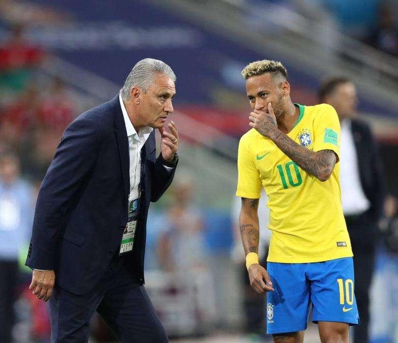 Tite defiende a su estrella: "Neymar es mejor que Hazard"