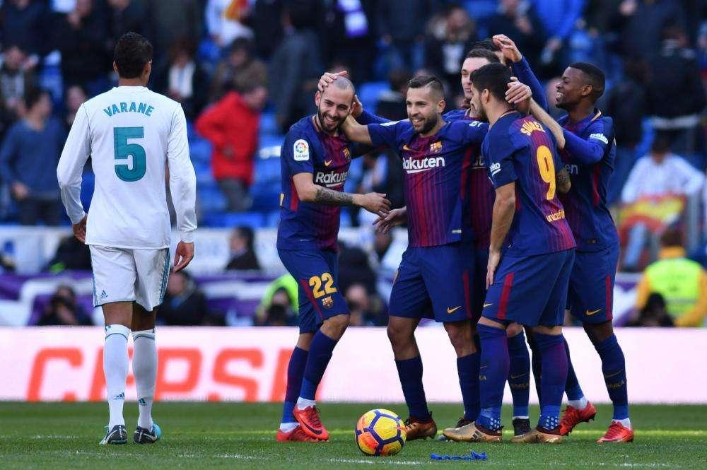 Rajoy: "Al Barcelona no se le ve como otros años, pero no creo que se le escape LaLiga"