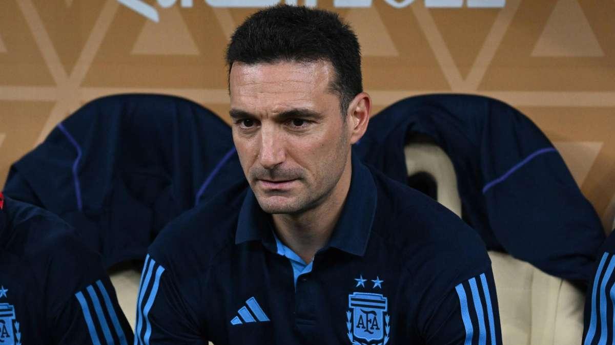 Scaloni: "¿Mastantuono? Ir al Real Madrid es una cosa gigantesca"