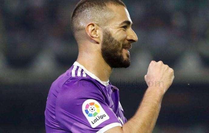 EcoDiario: El delantero que sustituirá a Benzema en verano