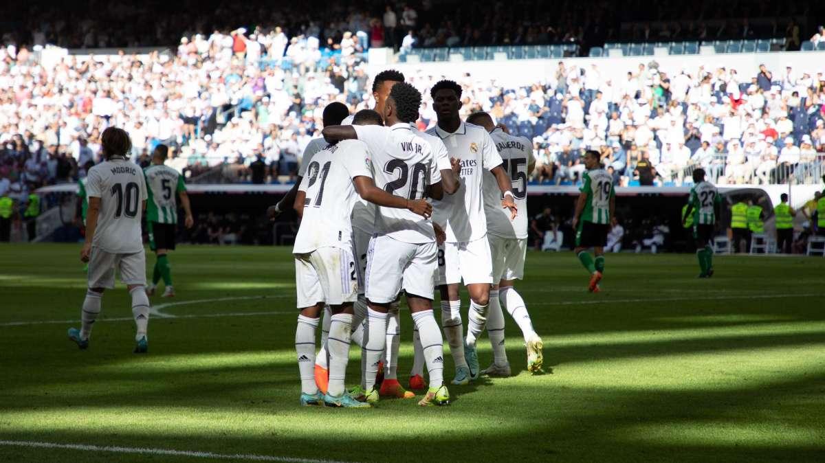 CRÓNICA | ¡LÍDERES!