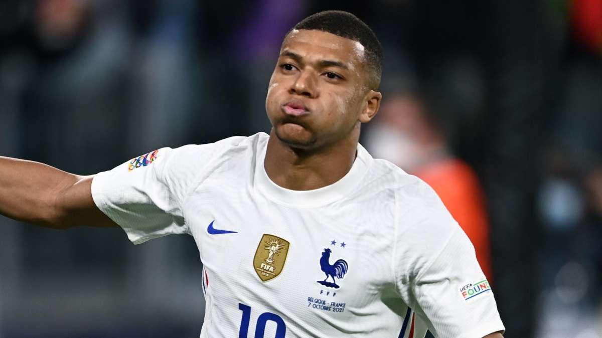 El Real Madrid está inquieto por los consejos de la madre de Mbappé 