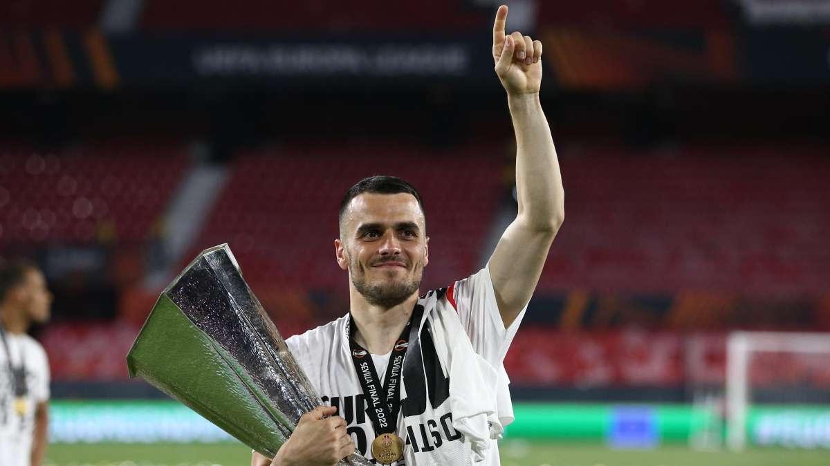 Real Madrid - Eintracht | Kostic no viaja a Helsinki: su fichaje por la Juventus es inminente