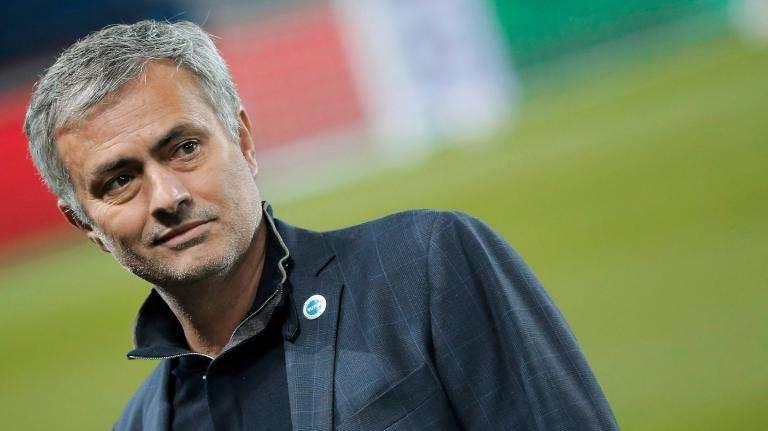 Mourinho: "¿Pogba? No puedo tener la Torre Eiffel en mi jardín"
