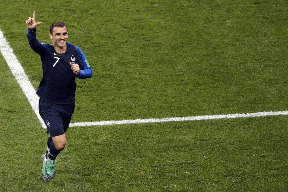 Paco Jémez, tajante: "Griezmann se sentará en la misma mesa de Messi y Cristiano"