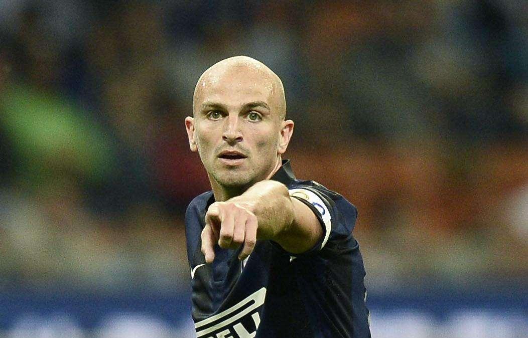 OFICIAL: Cambiasso ficha por el Leicester City
