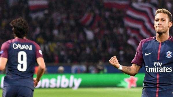 Una periodista brasileña anuncia un vuelco en el futuro de Neymar
