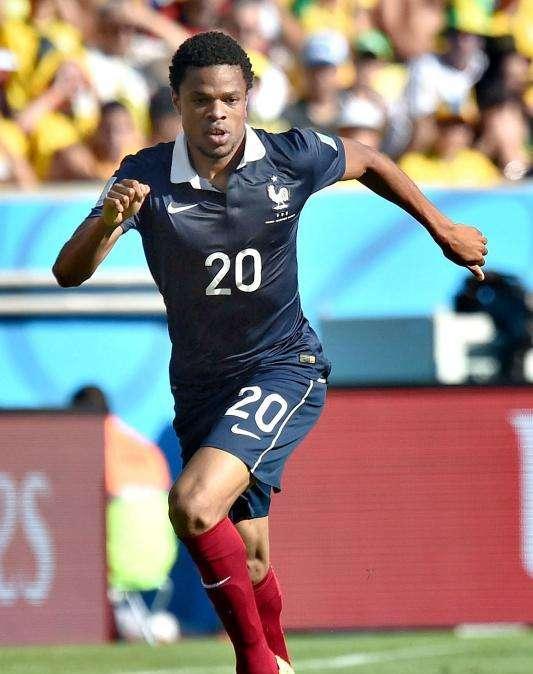 AMK: Rémy, posible sustituto de Mario Gómez en el Besiktas