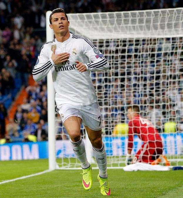 Metro: El United, dispuesto a ofrecer 19 millones a Cristiano