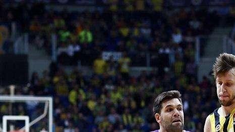 Reyes, entre los mejores de la jornada 14