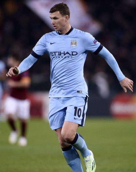 OFICIAL: Dzeko, nuevo jugador de la Roma
