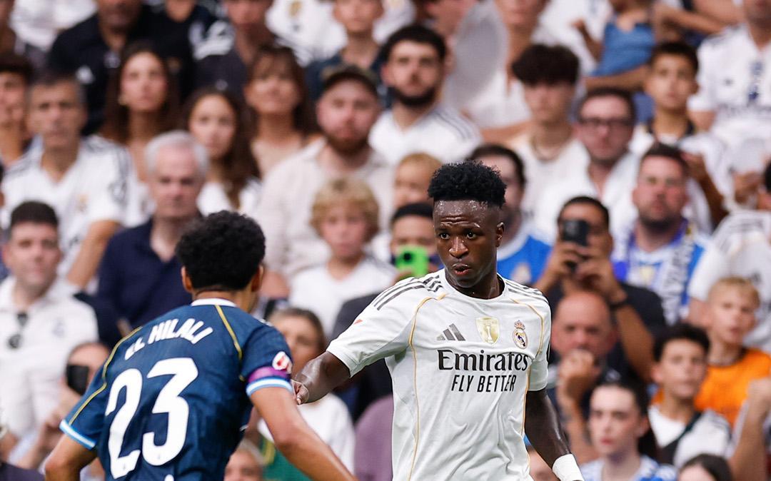 Una leyenda del Real Madrid avisa a Vinicius: "Si no estás bien con tu contrato..."