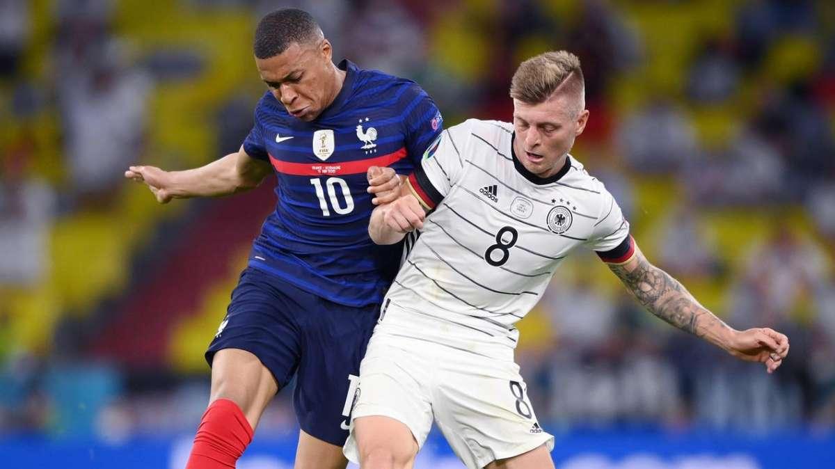 Kroos da esperanzas con Mbappé: "¿Messi al PSG? Quizá venga algo de París..."