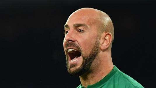 Los sorprendentes pretendientes de Pepe Reina están en Italia